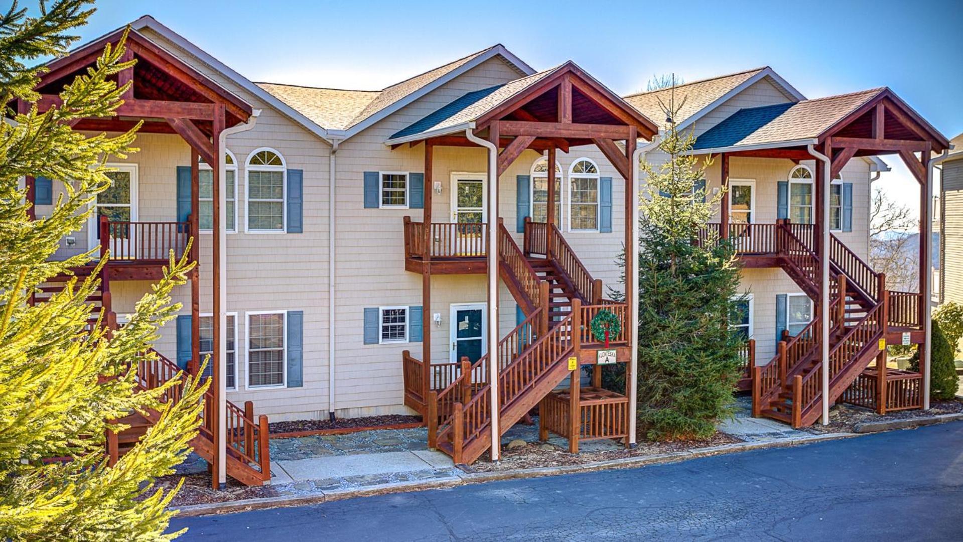 Klonteska Condominiums By Vci Real Estate Services Beech Mountain Room photo
