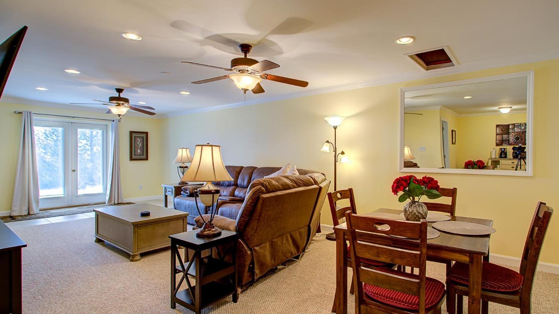 Klonteska Condominiums By Vci Real Estate Services Beech Mountain Room photo